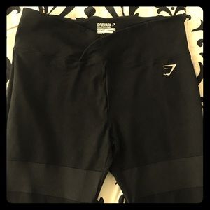 Gymshark Nikki B dynamic leggings size large